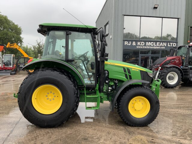 John Deere 5100M Tractor (ST23644)