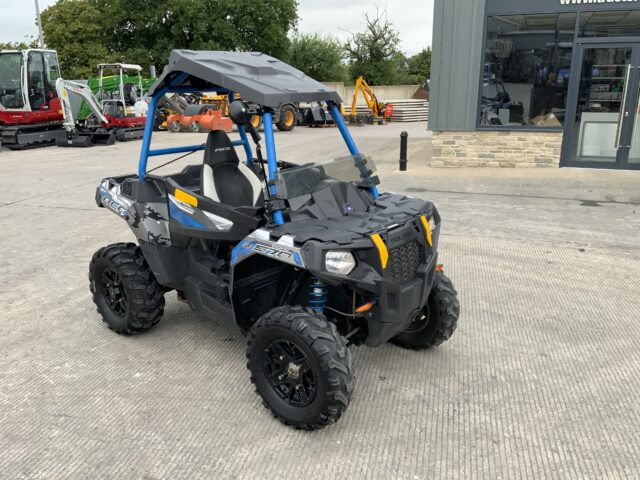 Polaris DOHC SP570 Buggy (ST23517)