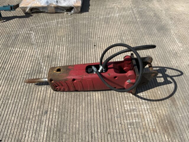 Takeuchi Breaker To Suit 1.6T Digger