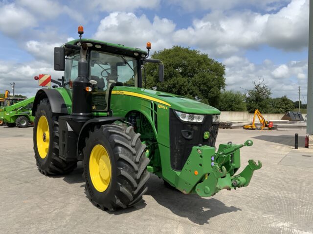 John Deere 8370R Tractor (ST23424)