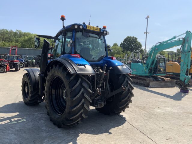 Valtra T215 Direct Tractor (ST23688)