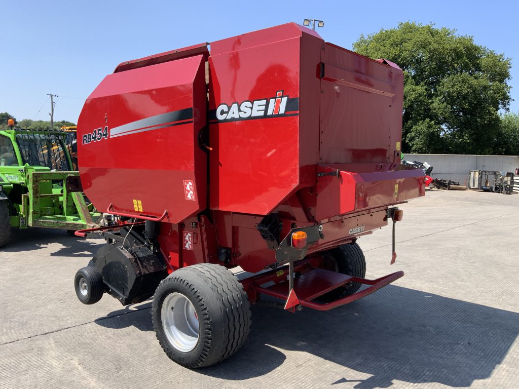 Case RB454 Round Baler (ST23562)