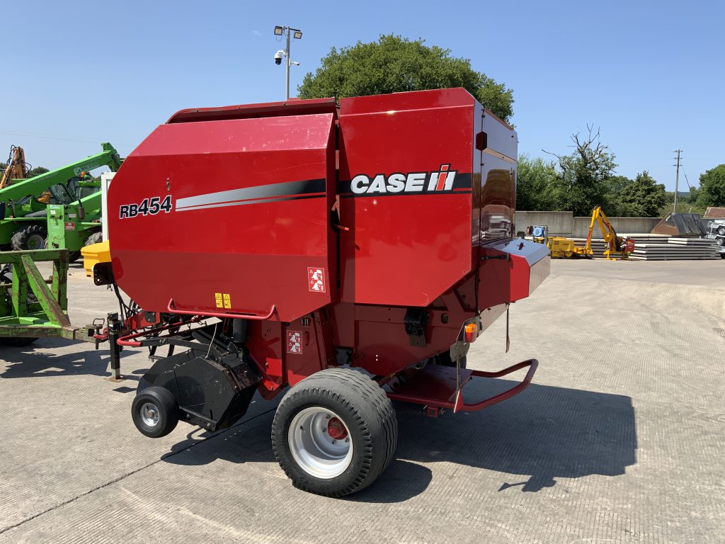 Case RB454 Round Baler (ST23562)
