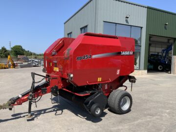 Case RB454 Round Baler (ST23562)