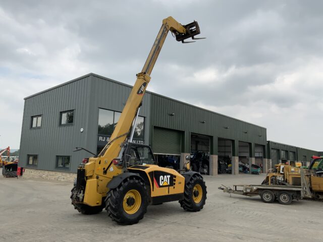 CAT TH407 AG Telehandler (ST23224)