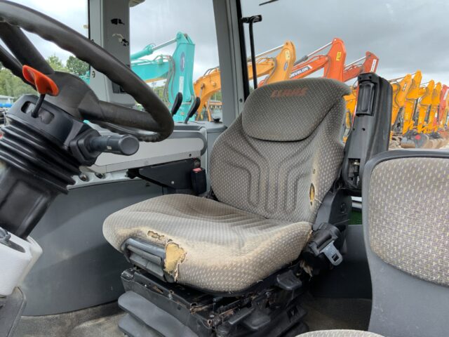 Claas Axion 820 Digger (ST20874)