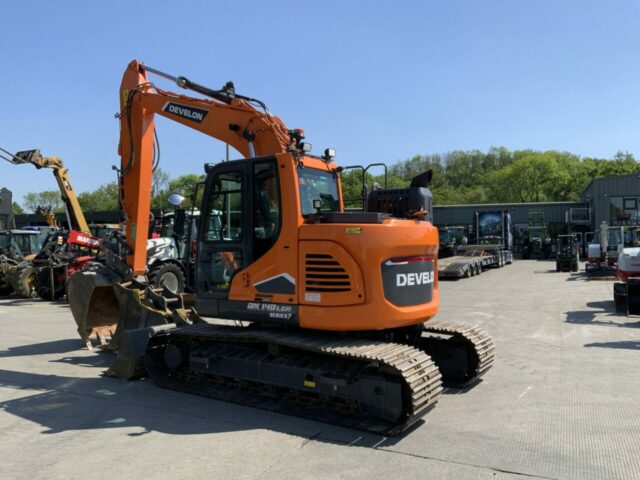 Develon DX140LCR-7 Digger (ST23384)