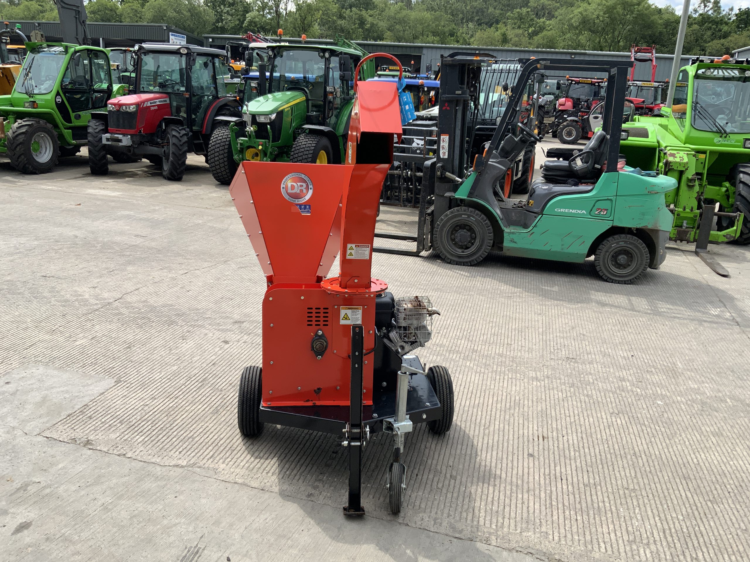 Dr Power Equipment C450 CHP Chipper/Shredder (ST23256) - RJ and KD