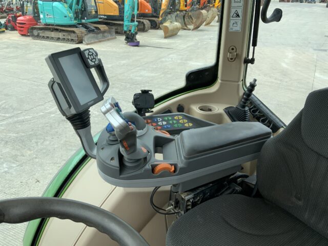 Fendt 513 Power Tractor (ST23091)