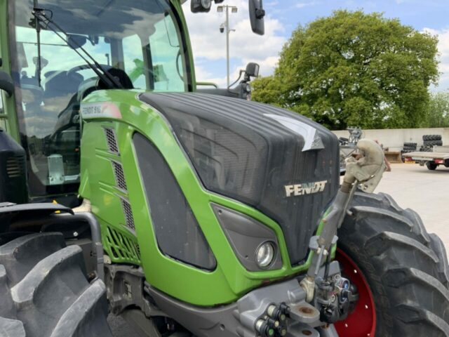 Fendt 516 Power Tractor (ST22632)