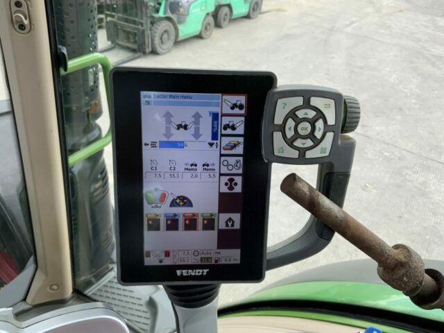Fendt 516 Power Tractor (ST22632)