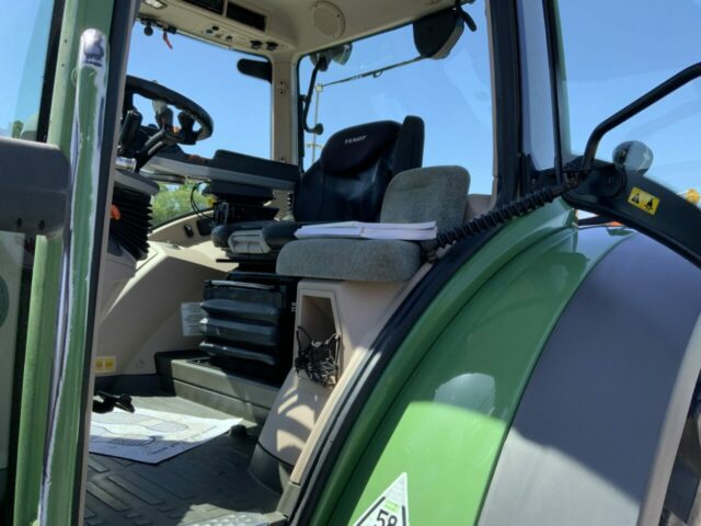 Fendt 516 Power Tractor (ST23365)