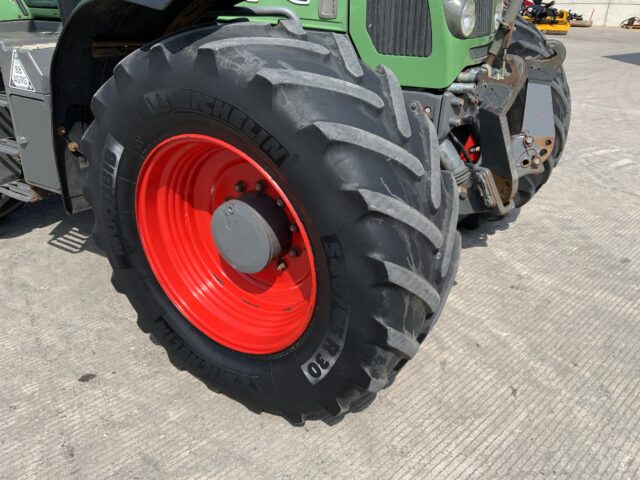Fendt 718 vario Tractor (ST23542)