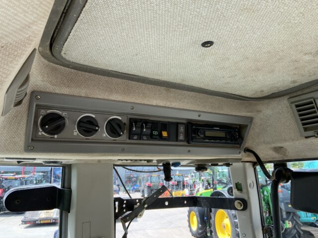 Fendt 718 vario Tractor (ST23542)