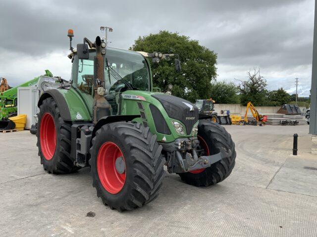 Fendt 720 Profi Plus Tractor (ST23132)