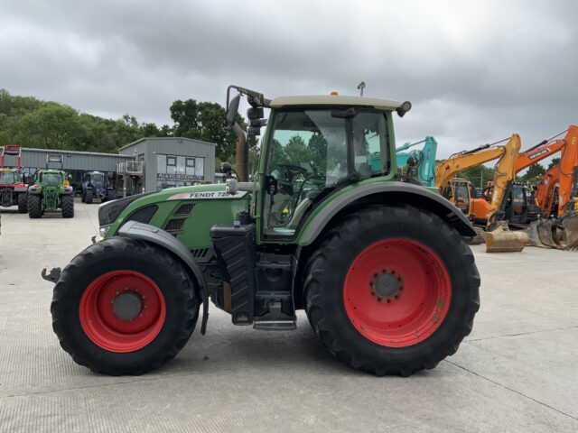 Fendt 720 Profi Plus Tractor (ST23132)