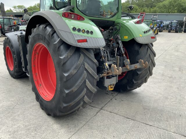 Fendt 720 Profi Plus Tractor (ST23132)