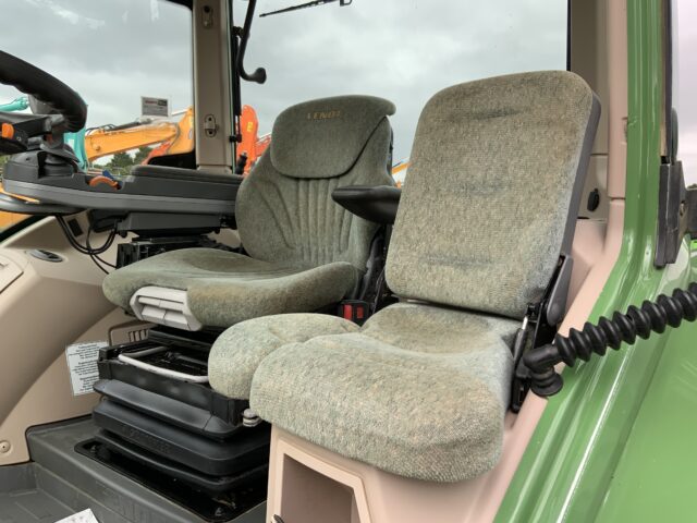Fendt 720 Profi Plus Tractor (ST23132)