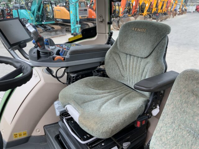 Fendt 720 Profi Plus Tractor (ST23132)