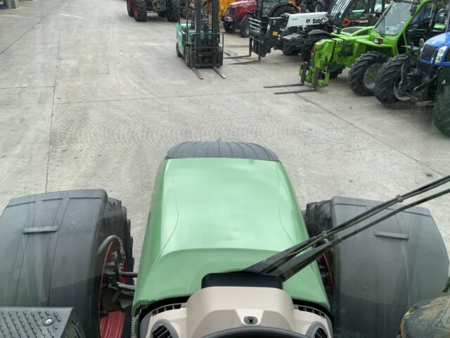 Fendt 720 Profi Plus Tractor (ST23132)