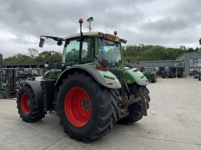 Fendt 724 Profi Plus Tractor (ST23092)