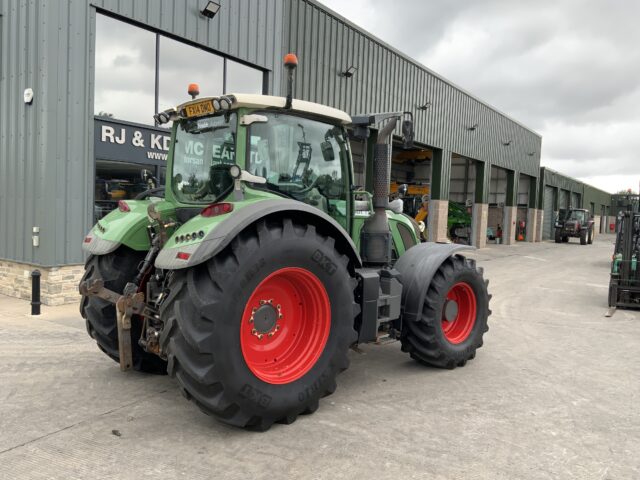 Fendt 724 Profi Plus Tractor (ST23092)