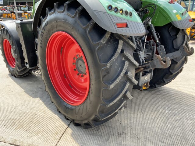 Fendt 724 Profi Plus Tractor (ST23447)