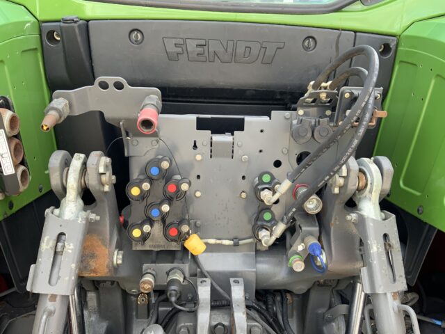 Fendt 724 Profi Plus Tractor (ST23447)