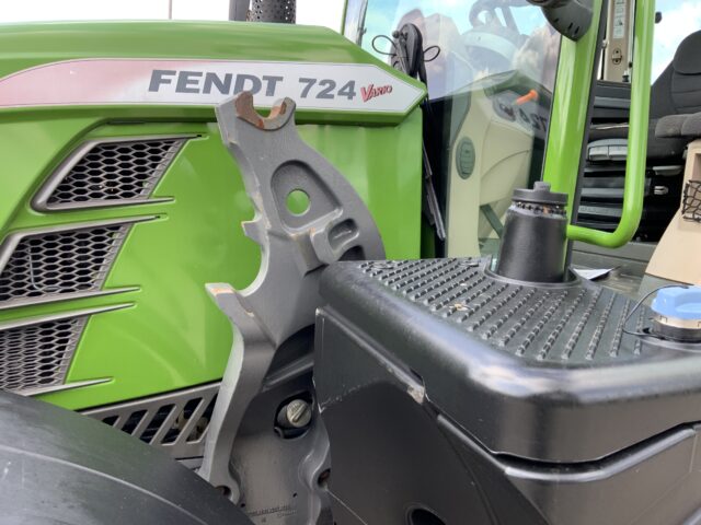 Fendt 724 Profi Plus Tractor (ST23447)