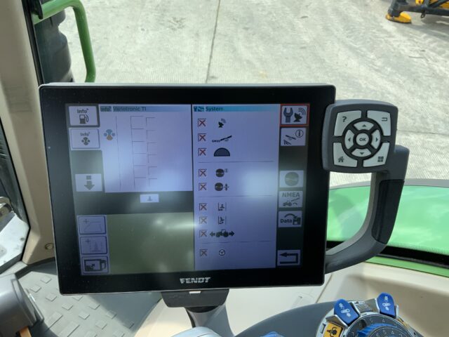 Fendt 724 Profi Plus Tractor (ST23447)