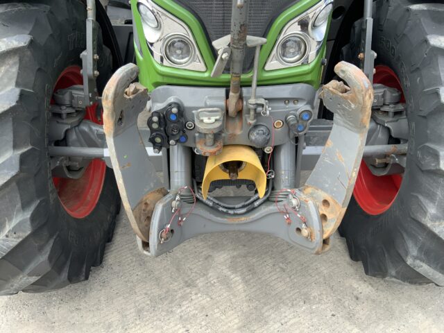 Fendt 724 Profi Plus Vario Tractor (ST23355)