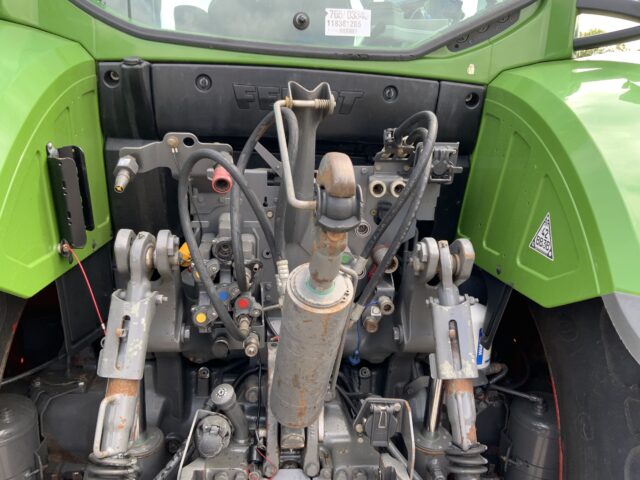Fendt 724 Profi Plus Vario Tractor (ST23355)