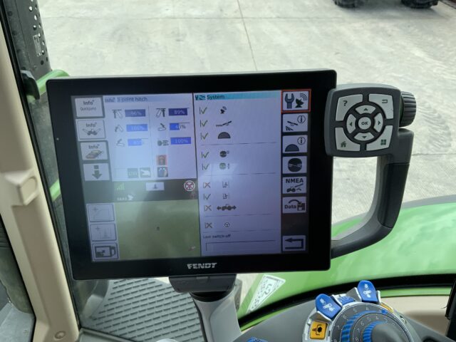 Fendt 724 Profi Plus Vario Tractor (ST23355)
