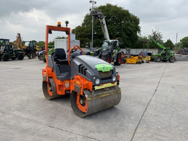 Hamm HD12 VV Roller (ST23572)