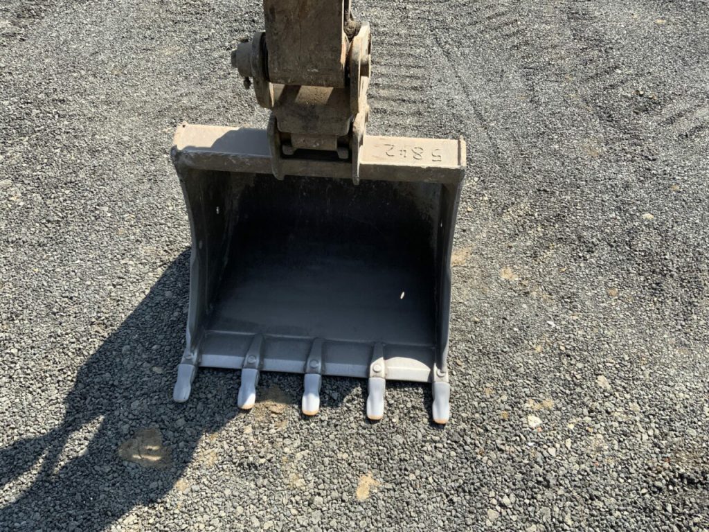 Hitachi Zaxis 130LCN-3 Digger (ST22593)