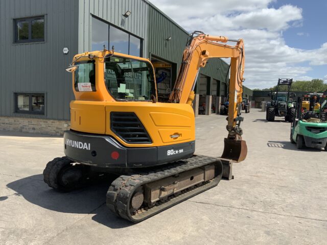 Hyundai Robex 80CR-9A Digger (ST23662)