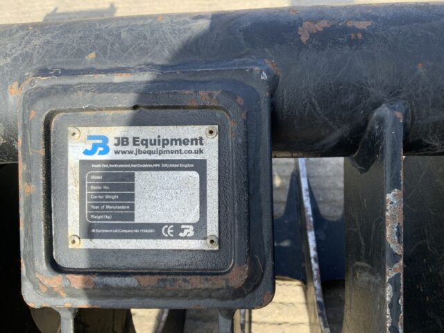 JB Equipment 4ft Grading Riddle Bucket