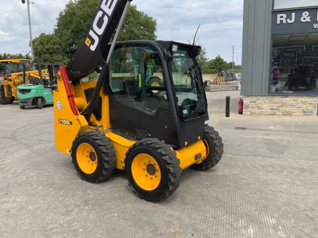 JCB 155 Wheeled Skid Steer (ST23619)