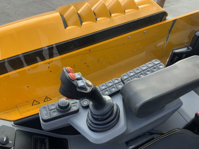 JCB 538-60 Agri Super Telehandler (ST22860)