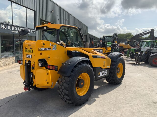 JCB 560-80 Agri Super Telehandler (ST23410)