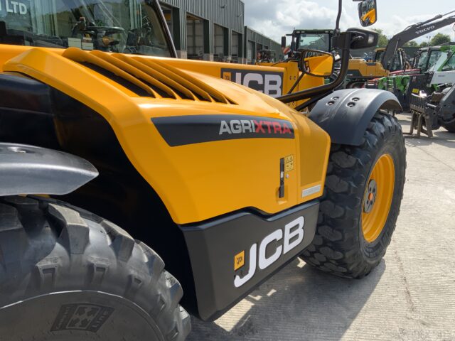 JCB 560-80 Agri Super Telehandler (ST23410)