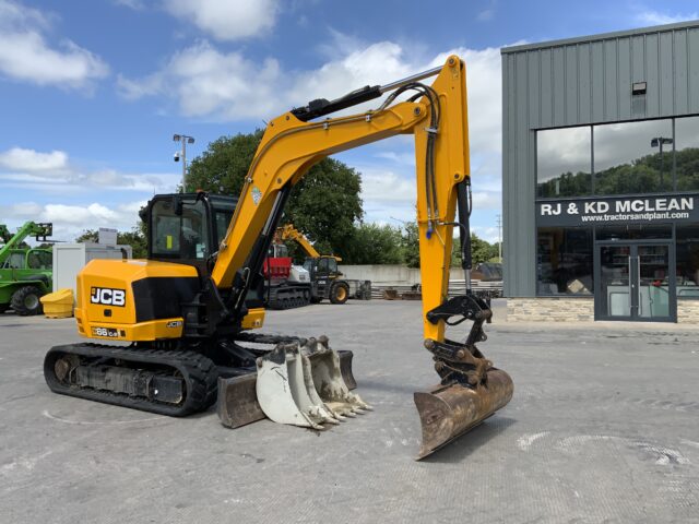 JCB 86c-2 Digger (ST23826)