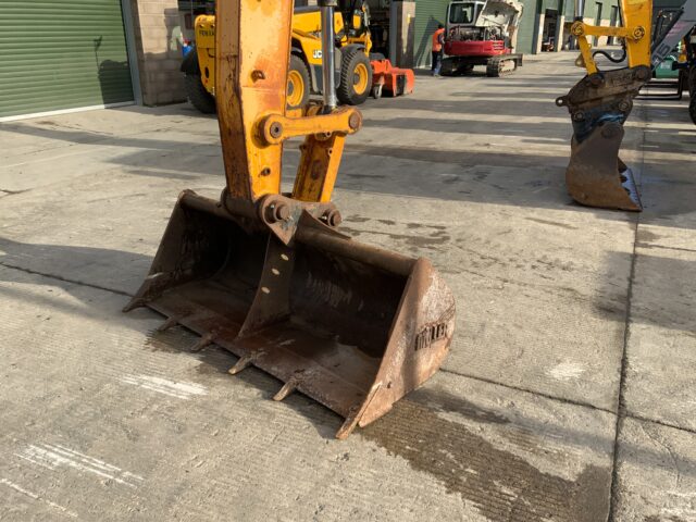 JCB JS160LC Long Reach Digger (ST22078)
