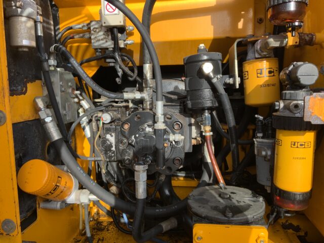 JCB JS160LC Long Reach Digger (ST22078)