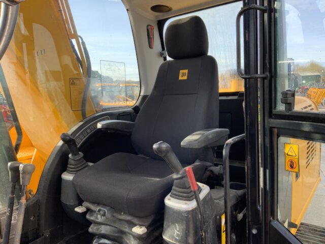 JCB JS160LC Long Reach Digger (ST22078)