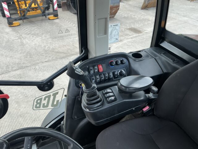 JCB TM320S Agri Pivot Steer (ST23458)