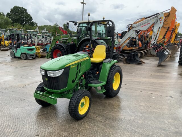 John Deere 3046R Compact Tractor (ST23525)