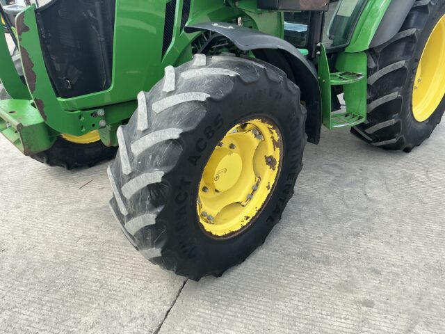 John Deere 5085M Tractor (ST23297)