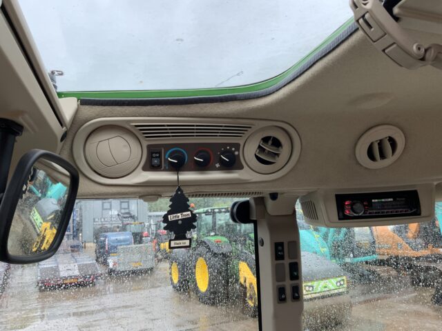 John Deere 5100M Tractor (ST23644)