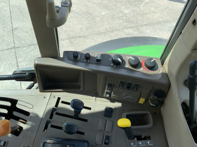 John Deere 6150M Tractor (ST23422)